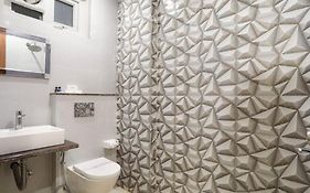 Hotel Dhakad Gold By Sitara Group, Near Lakshman Jhula, Tapovan